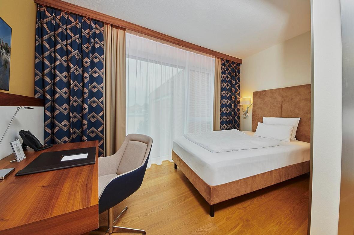 Hotel Hafenspeicher Λέερ Εξωτερικό φωτογραφία