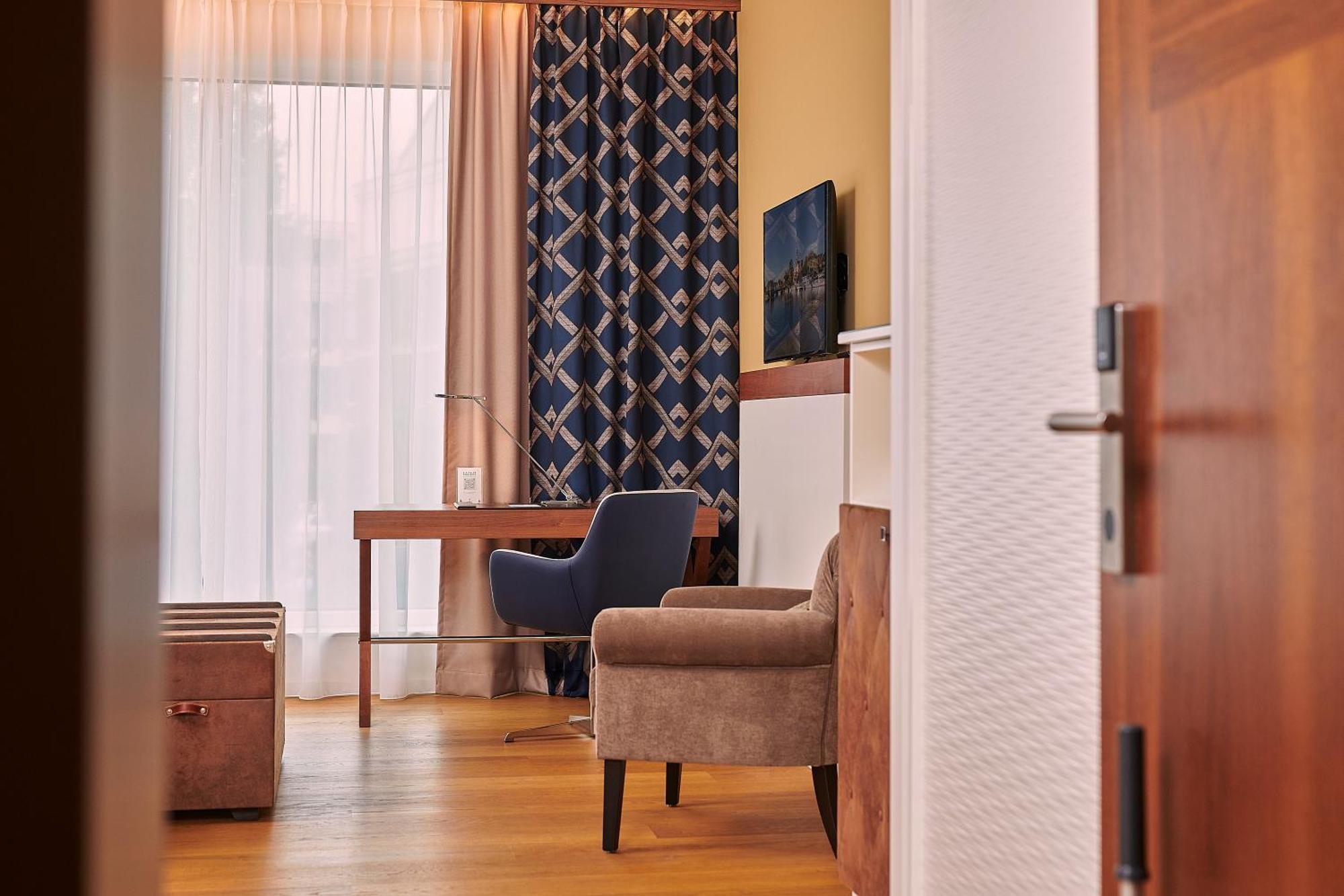 Hotel Hafenspeicher Λέερ Εξωτερικό φωτογραφία