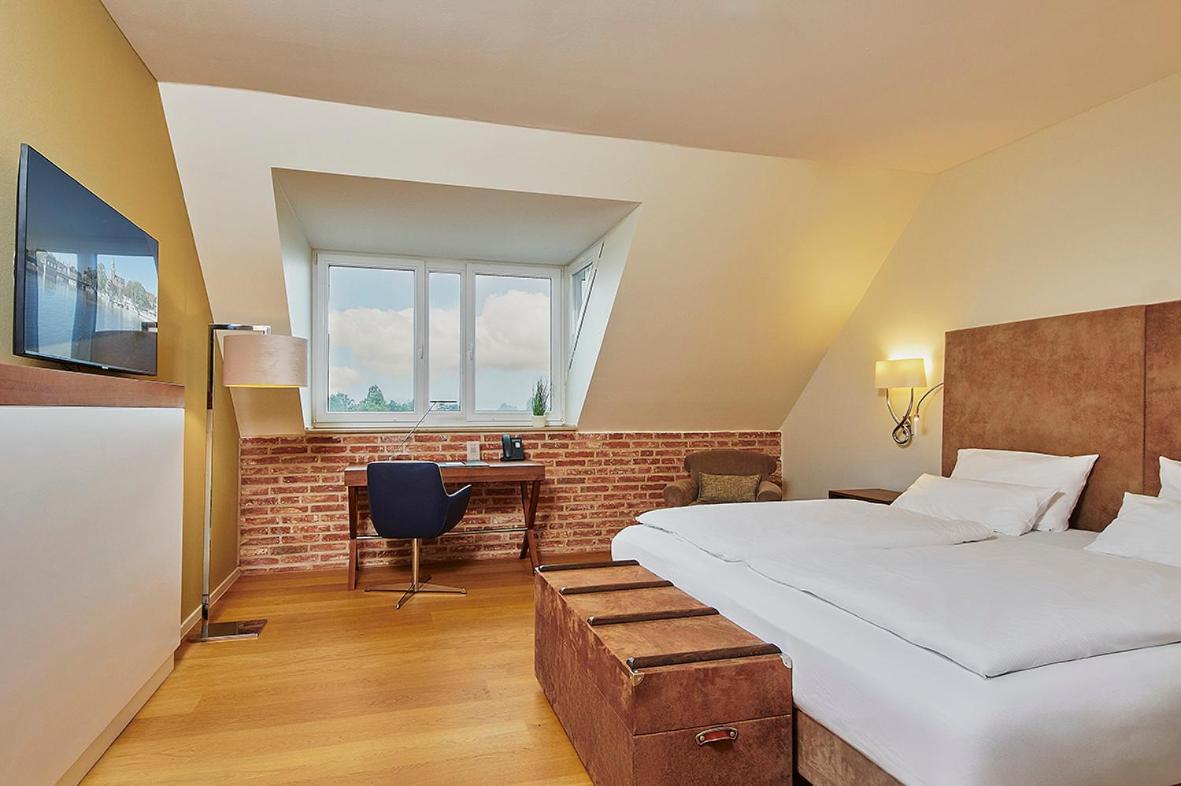 Hotel Hafenspeicher Λέερ Εξωτερικό φωτογραφία