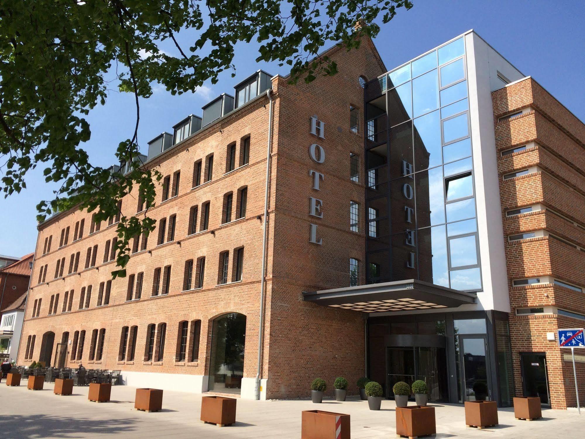 Hotel Hafenspeicher Λέερ Εξωτερικό φωτογραφία